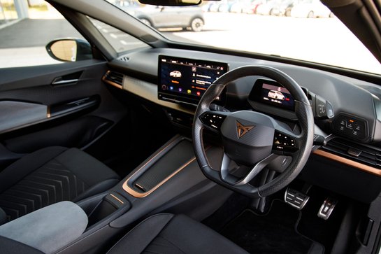 Cupra Born V1