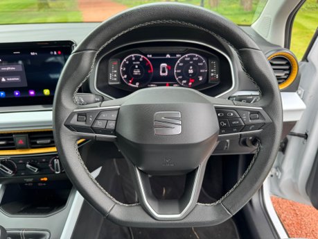 SEAT Arona 1.0 TSI EVO SE Technology Euro 6 (s/s) 5dr 25