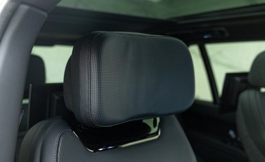 Land Rover Range Rover P615 SV 25