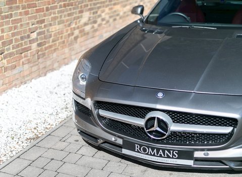 Mercedes-Benz SLS AMG 21