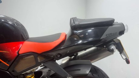Aprilia RSV TUONO 2005 19K ICONIC STREETFIGHTER NAKED 1000CC NEW MOT 30