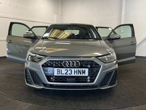 Audi A1 1.0 A1 Sportback 30 TFSI S Line 5dr 9