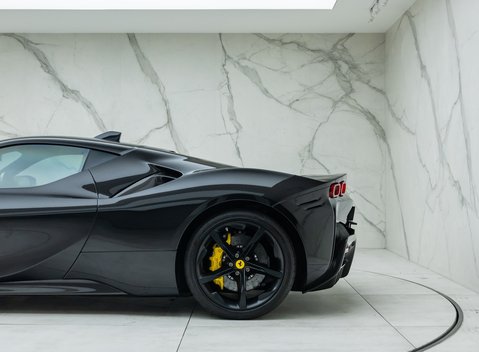 Ferrari SF90 Stradale 40