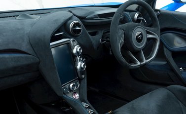 McLaren 765LT Spider 18