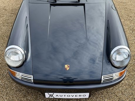 Porsche 911 CARRERA 3.2 BACK-DATE 21