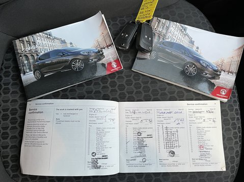 Vauxhall Corsa 1.4 SE Nav 5dr 32