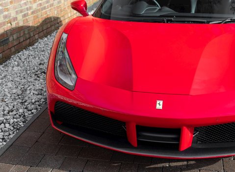 Ferrari 488 GTB 22