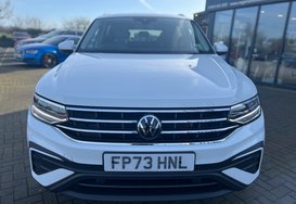 Volkswagen Tiguan Allspace LIFE 1.5 TSI 7 SEATS 4