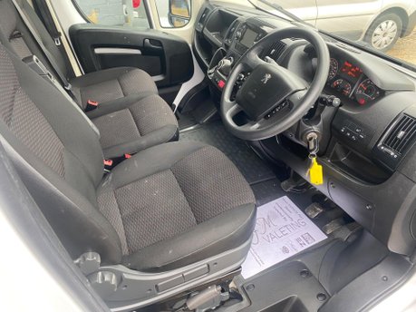 Peugeot Boxer BLUEHDI 333 L1H1 PROFESSIONAL P/V 9