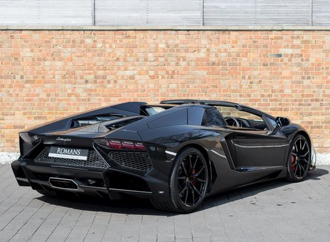 Lamborghini Aventador LP 720-4 Roadster 50th Anniversary 9