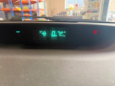 Toyota Prius 1.5 T Spirit CVT 5dr 33