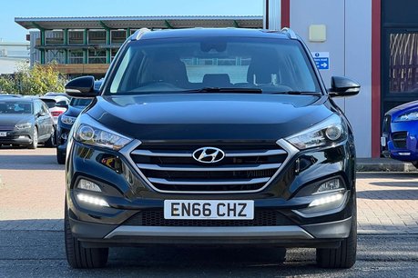 Hyundai TUCSON 2.0 CRDi SE Nav SUV 5dr Diesel Manual 4WD Euro 6 (136 ps) 4