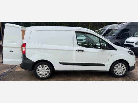 Ford Transit Courier 1.0 EcoBoost Leader Panel Van 4dr Petrol Manual L1 Euro 6 (s/s) (100 ps) 10