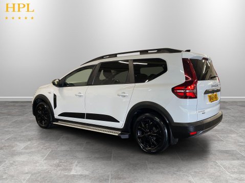 Dacia Jogger 1.6 Hybrid EXTREME MPV 5dr Petrol Hybrid Auto Euro 6 (s/s) (140 ps) 5