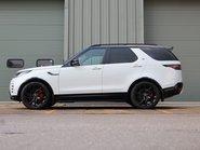 Land Rover Discovery R-DYNAMIC SE MHEV In RARE PEARL WHITE BLACK ROOF AND REAR SEATS  LOW MILES  7