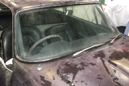 Aston Martin DB6 4.2 Vantage 40