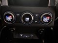 Land Rover Discovery 3.0 TD V6 HSE Luxury Auto 4WD Euro 6 (s/s) 5dr 36