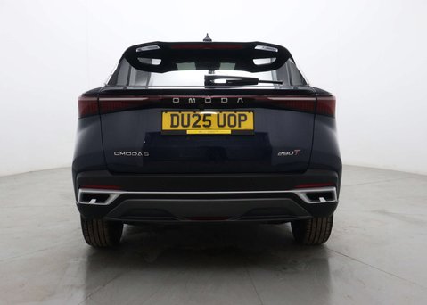 OMODA 5 1.6 5 Noble Auto 5dr 11