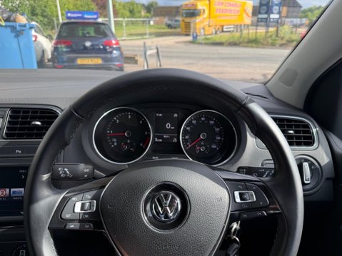 Volkswagen Polo 1.4 TDI BlueMotion Tech SEL Euro 6 (s/s) 5dr 33