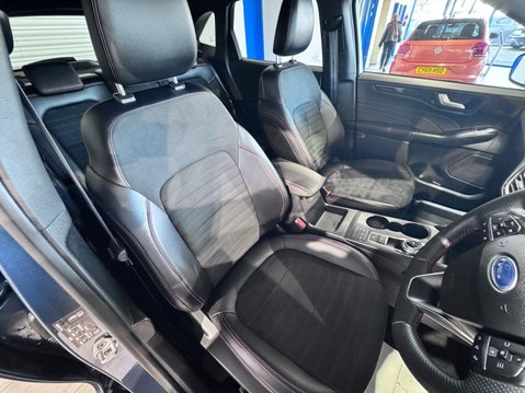 Ford Kuga 2.0 EcoBlue ST-Line Edition Auto AWD Euro 6 (s/s) 5dr 14