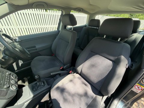 Volkswagen Polo SE 30
