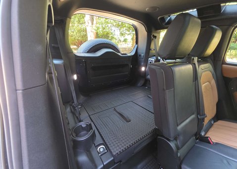 Land Rover Defender 3.0 Defender X MHEV Auto 4WD 5dr 21