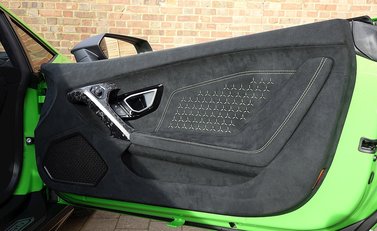 Lamborghini Huracan Performante 12