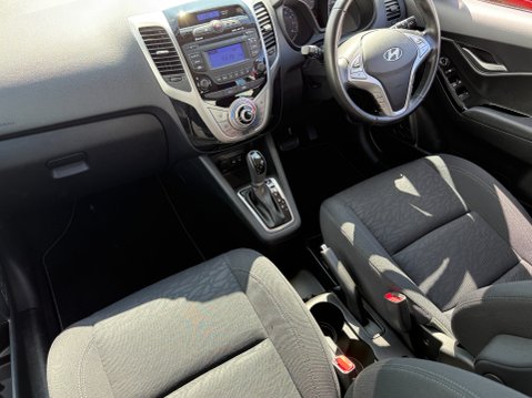 Hyundai ix20 SE *ONLY 15,882 MILES* 22