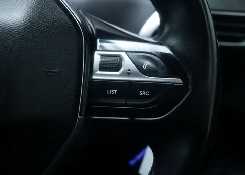 Peugeot 3008 1.5 3008 Allure Blue HDi S/S 5dr 32