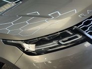 Land Rover Range Rover Velar 2.0 Range Rover Velar SE D180 Auto 4WD 5dr 28