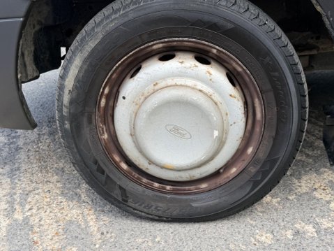 Ford Transit 350 MWB 19