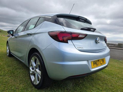 Vauxhall Astra 1.4i Turbo SRi Euro 6 5dr 4