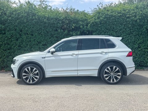 Volkswagen Tiguan 2.0 TDI R-Line Tech SUV 5dr Diesel DSG 4Motion Euro 6 (s/s) (150 ps) 6