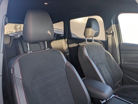 Ford Kuga ST-LINE TDCI 13