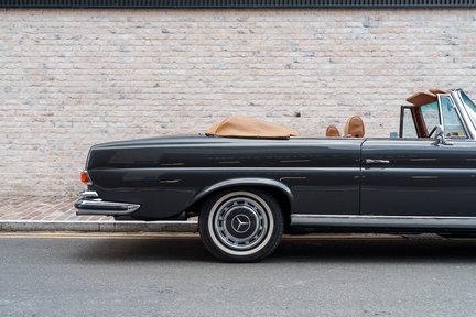 Mercedes-Benz SE 280 3.5 Cabriolet 15