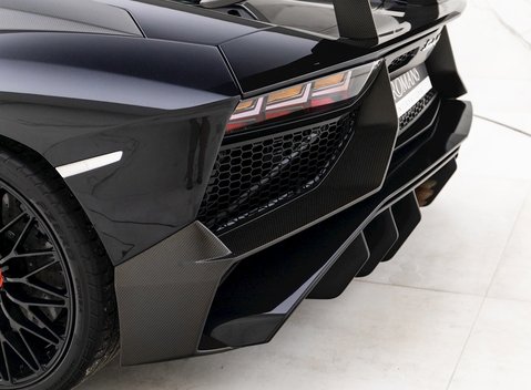 Lamborghini Aventador SV LP 750-4 Roadster 33