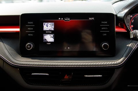 Skoda Fabia MONTE CARLO TSI DSG 22