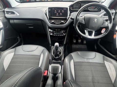 Peugeot 2008 1.2 PureTech Allure SUV 5dr Petrol Manual Euro 6 (82 ps) 35