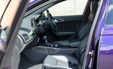 Audi RS6 Avant Performance 15