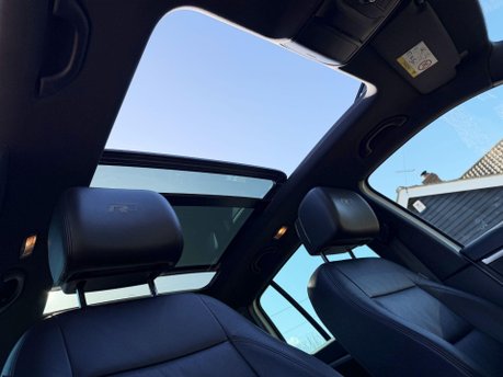 Volkswagen Tiguan 2.0 TDI BlueMotion Tech R-Line Edition SUV 5dr Diesel DSG 4WD Euro 6 (s/s) 3