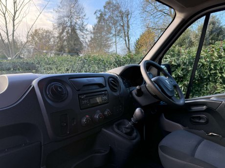 Renault Trucks Uk Master 2.3 Master 35 MWB 14