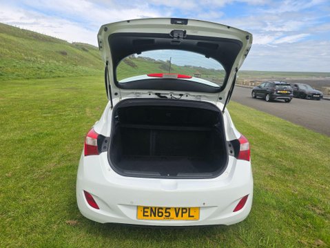 Hyundai i30 1.6 SE Auto Euro 6 5dr 39