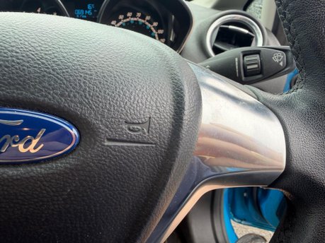 Ford Fiesta ZETEC 11