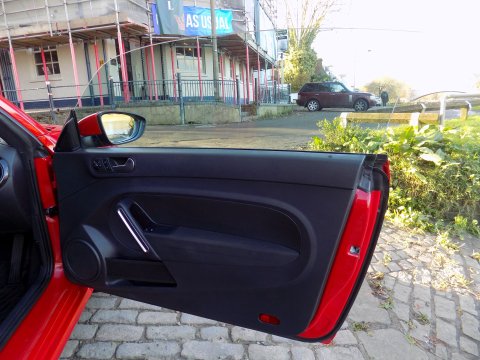 Volkswagen Beetle 1.2 TSI 23