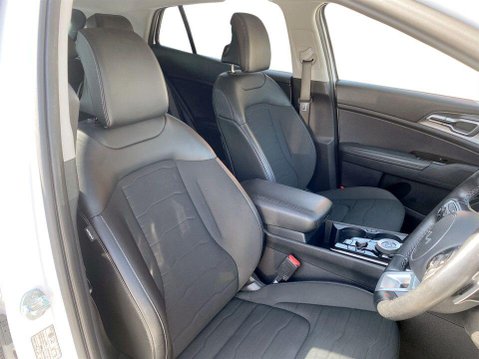 Kia Sportage 1.6 T-GDi MHEV 3 SUV 5dr Petrol Hybrid DCT Euro 6 (s/s) (148 bhp) 11
