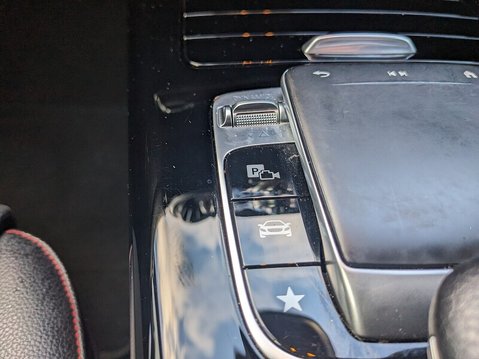 Mercedes-Benz A Class A 180 D AMG LINE PREMIUM 29