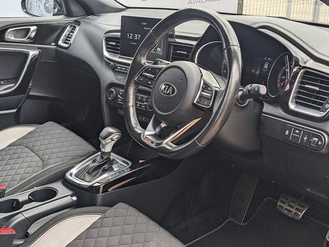 Kia Ceed CRDI GT-LINE ISG 13