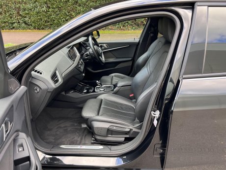 BMW 1 Series 1.5 118i M Sport (LCP) Hatchback 5dr Petrol DCT Euro 6 (s/s) (136 ps) 27