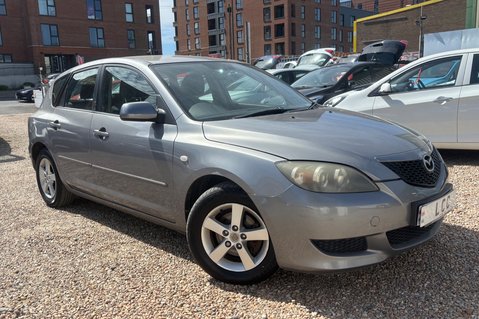 Mazda 3 TS..LOTS OF HISTORY.. 14 SERVICES.. LAST OWNER 11 YEARS.. BLUETOOTH 1