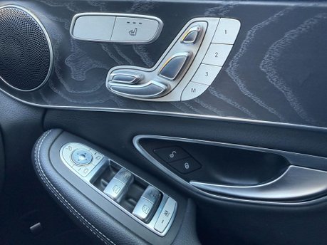 Mercedes-Benz C Class 2.1 C250d AMG Line (Premium) G-Tronic+ 4MATIC Euro 6 (s/s) 5dr 26